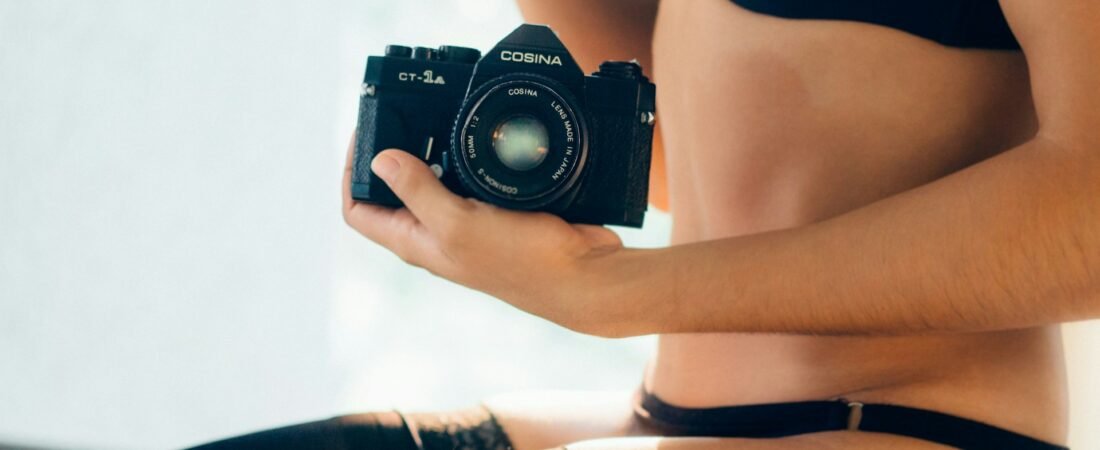 Como Criar Fotos Autênticas e Profissionais para Redes Sociais no Segmento Sensual