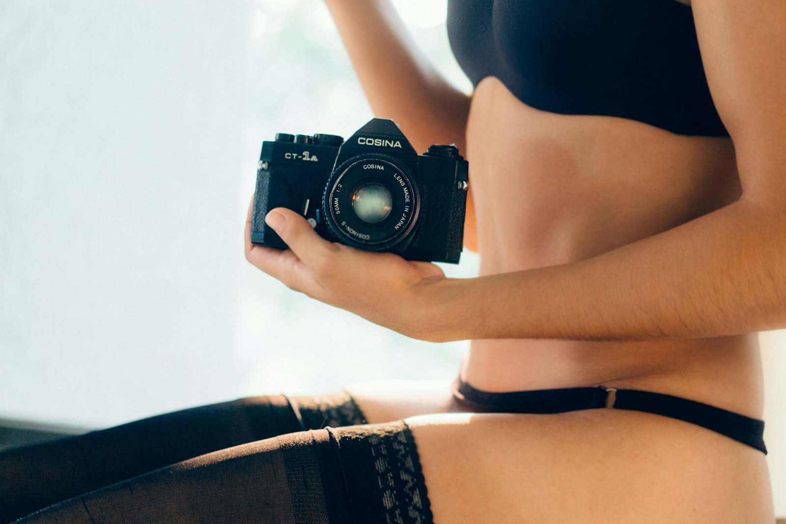 Como Criar Fotos Autênticas e Profissionais para Redes Sociais no Segmento Sensual