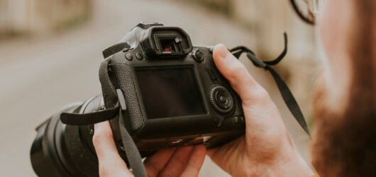 Fotografia Sensual com Elegância: Como Criar Imagens Marcantes e Cheias de Confiança
